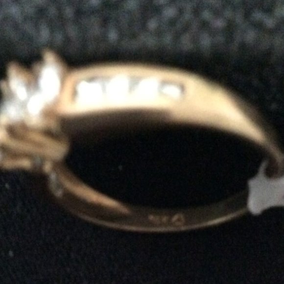 🌟🌸HOST PICK 🌟🌸 NWT STUNNING 14k GOLD &DIAMOND RING W/APPRAISAL MSRP 4,750 - Picture 4 of 6